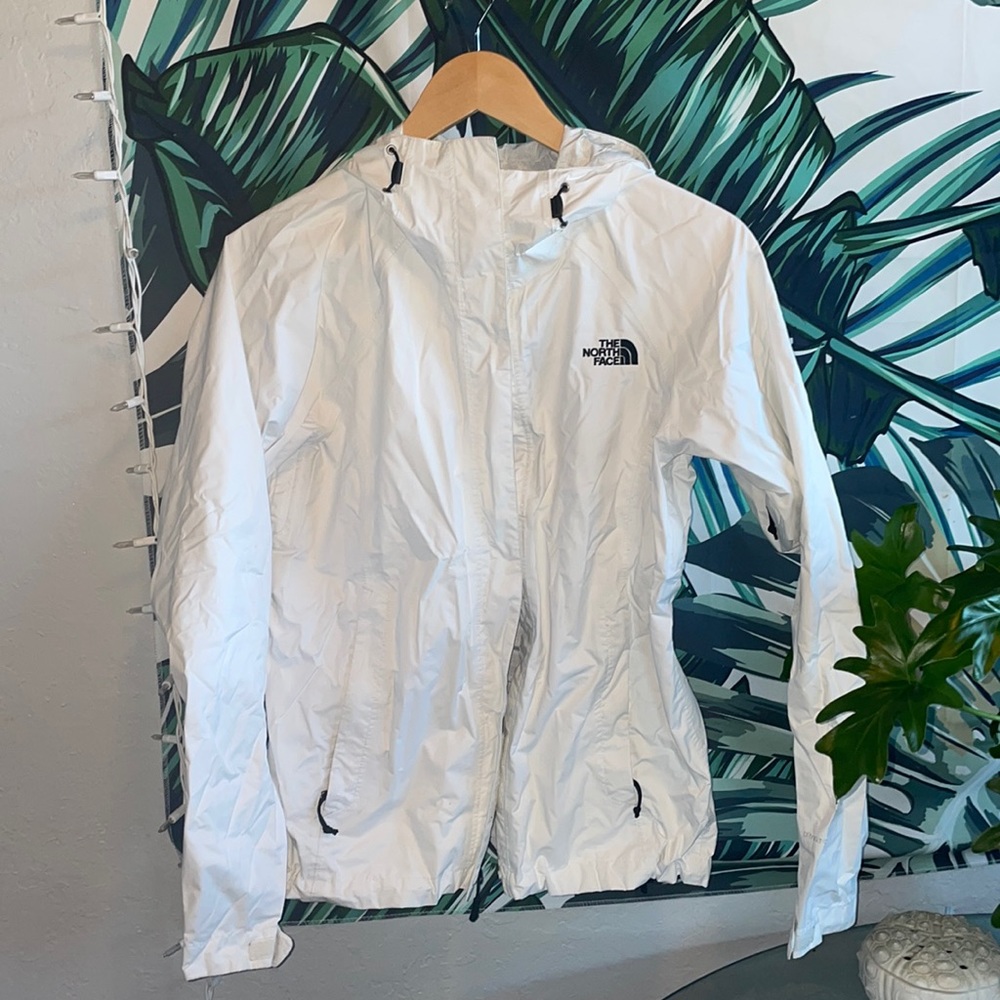 All White Small Northface Wind Breaker
